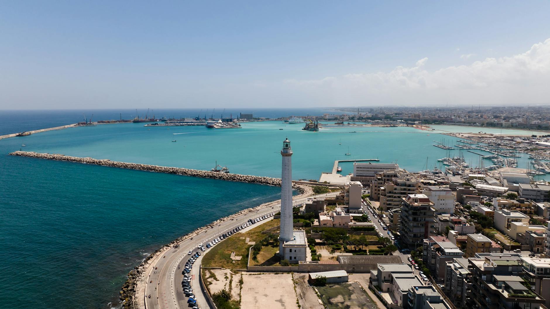 Mediterranean weather and lifestyle for Indian students at University of Bari Aldo Moro in Bari Puglia (Apulia) Italy