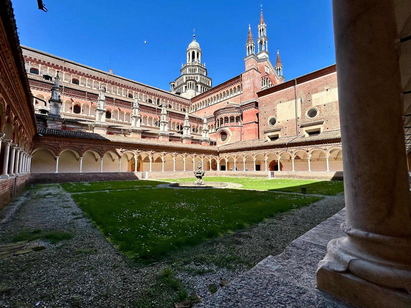 Monthly cost of living in Pavia Italy for Indian students studying at Pavia
