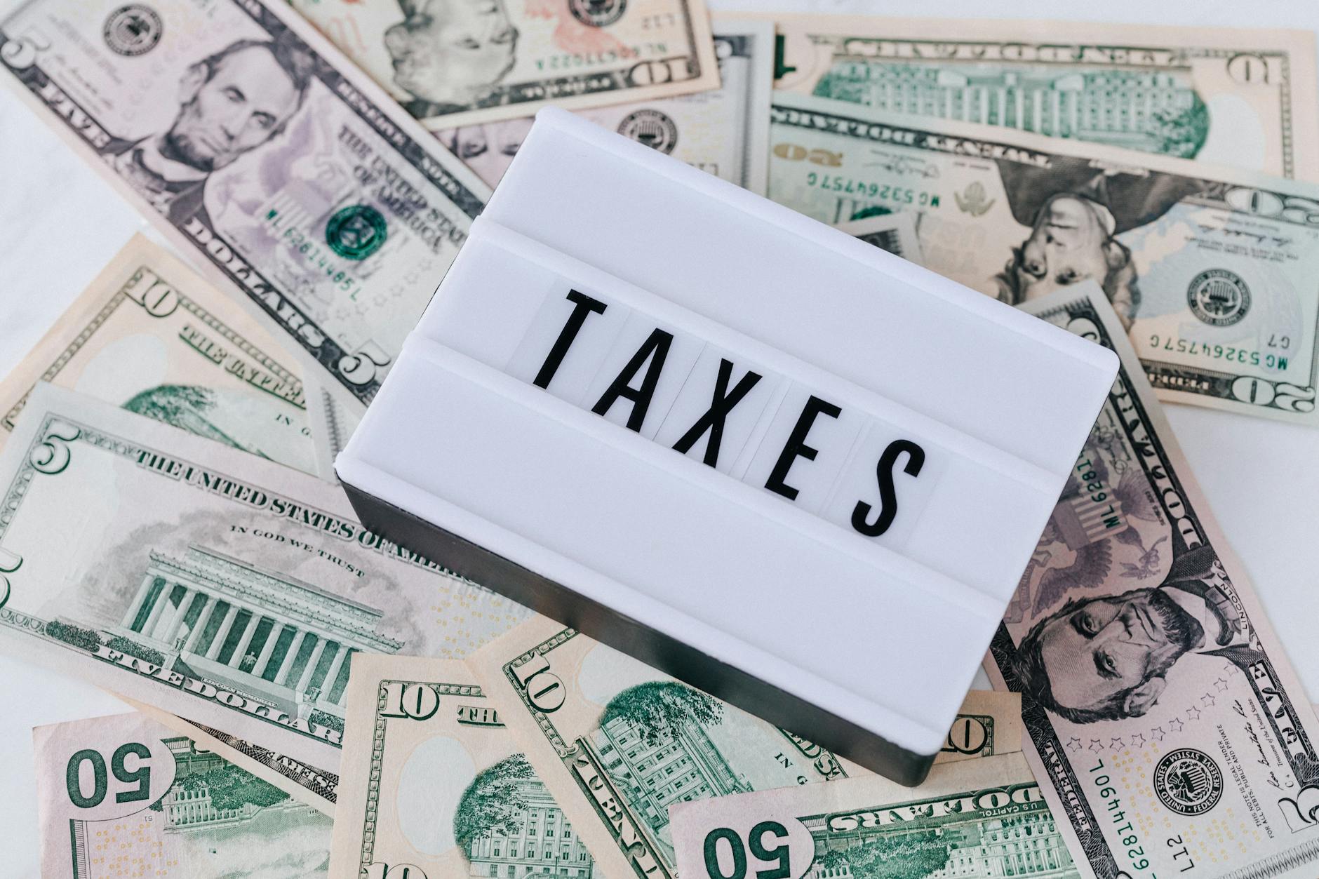 International student understanding part-time work tax obligations INPS and CUD in Italy