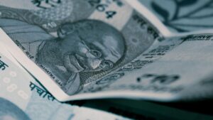 Sending Money from India to Italy for Studies: RBI LRS, Best Services and How to Transfer
