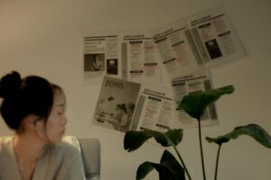International student searching for job in Italy after graduating from Italian university using LinkedIn